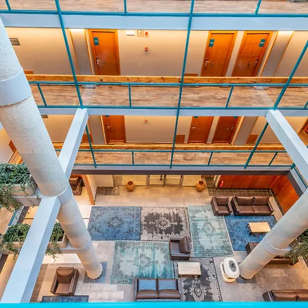 Otel Ushuaia, The Mountain 4*